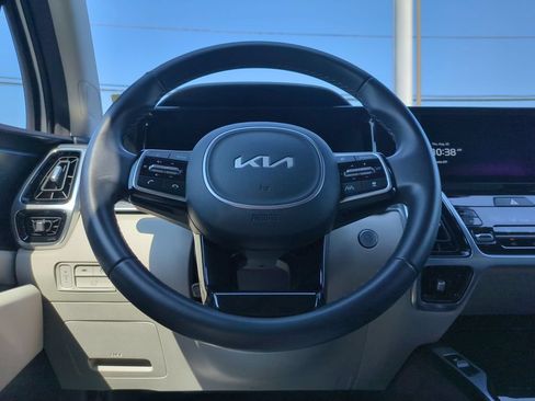 Used 2023 Kia Sorento SX FWD image 16