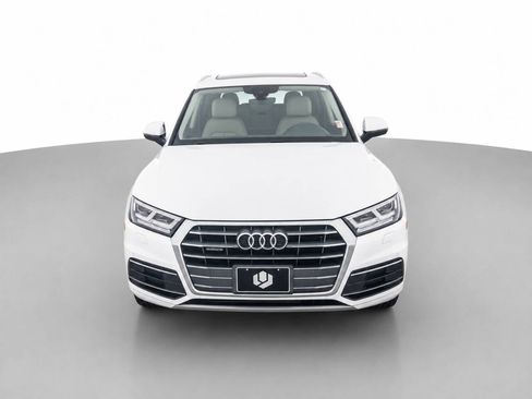 Used 2018 Audi Q5 2.0T Premium Plus w/ Premium Plus Package AWD/4WD image 2