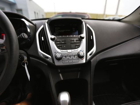 Used 2015 GMC Terrain SLE FWD image 8