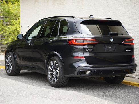 Used 2023 BMW X5 xDrive40i w/ M Sport Package AWD/4WD image 5