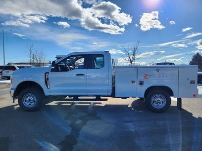 New 2026 Ford F250 XL w/ XL Chrome Package