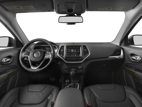 Used 2016 Jeep Cherokee Trailhawk w/ Comfort/Convenience Group AWD/4WD image 10
