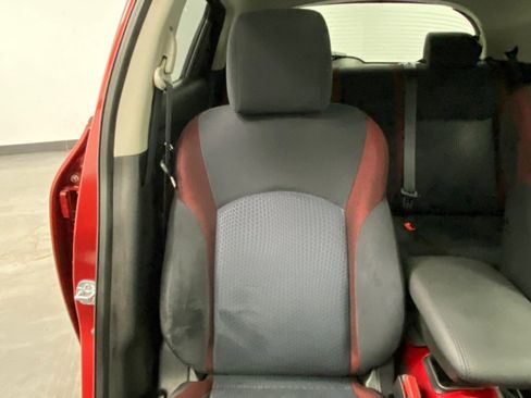 Used 2015 Nissan Juke SV w/ Technology Package image 25