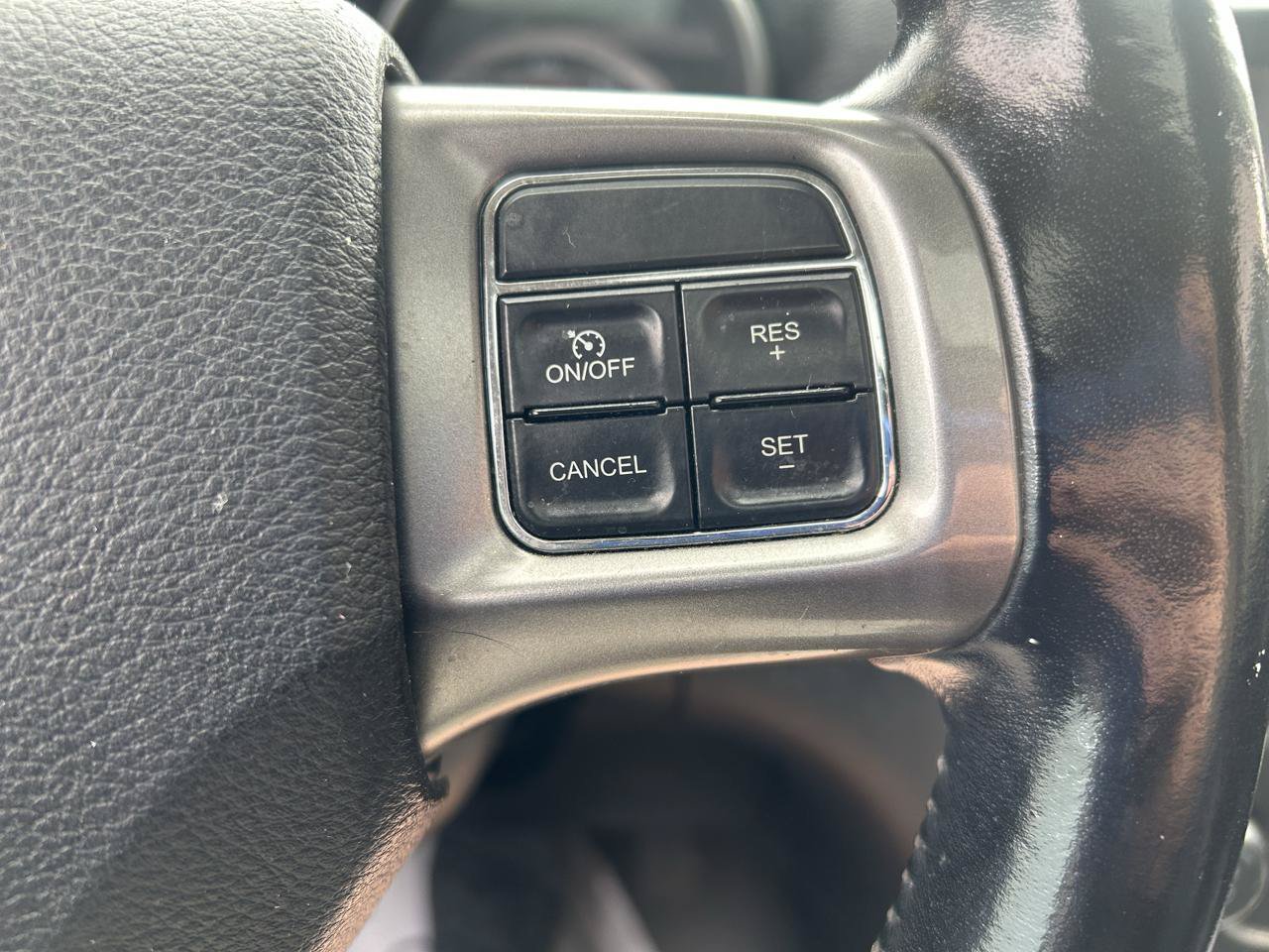 Used 2020 Dodge Journey Crossroad FWD image 21