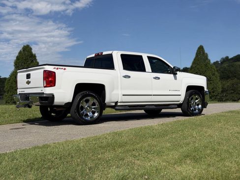 Used 2016 Chevrolet Silverado 1500 LTZ w/ Sport Package AWD/4WD image 15
