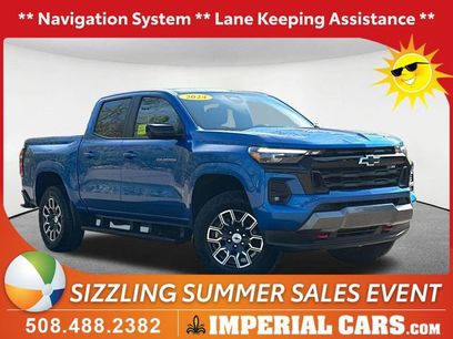 Used 2024 Chevrolet Colorado Z71 w/ Z71 Convenience Package 2