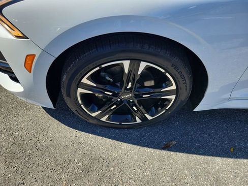 Used 2023 Kia K5 GT-Line w/ GT-Line Premium Package image 5