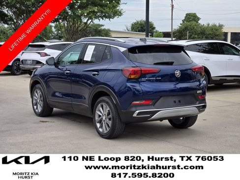 Used 2023 Buick Encore GX Essence w/ Experience Buick Package AWD/4WD image 3