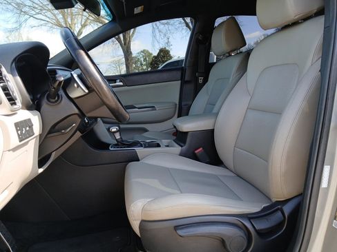 Used 2020 Kia Sportage S image 19