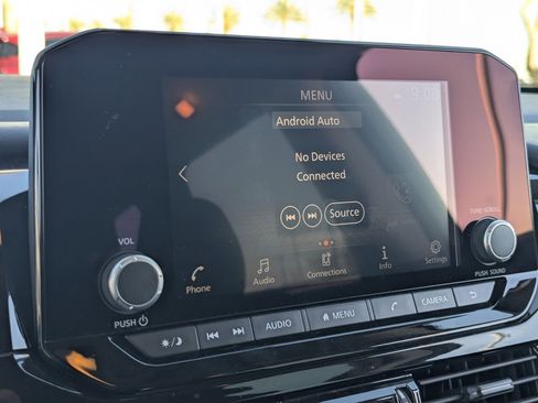 Certified 2024 Nissan Pathfinder SV image 23