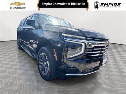 New 2025 Chevrolet Suburban LT w/ Comfort Package
