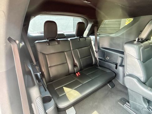 Used 2022 Ford Explorer ST w/ ST Street Pack AWD/4WD image 31