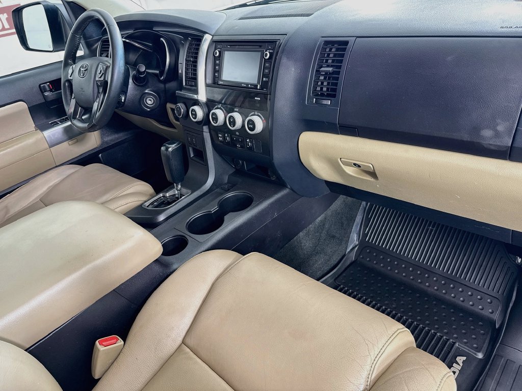 Used 2018 Toyota Sequoia SR5 w/ Premium Package AWD/4WD image 34