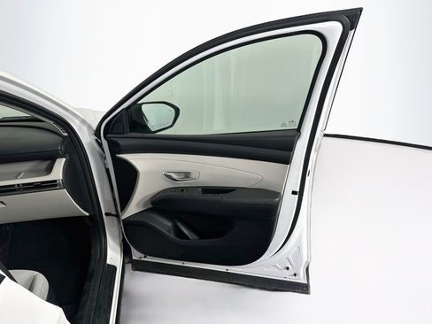 Used 2025 Hyundai Tucson SEL FWD image 34