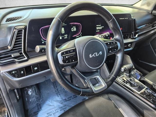 Used 2024 Kia Sportage EX AWD/4WD image 13