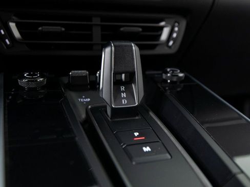 Certified 2023 Porsche 911 Carrera S image 32