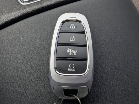 Used 2022 Hyundai Santa Fe SEL image 30