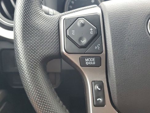 Certified 2022 Toyota Tacoma SR5 image 32