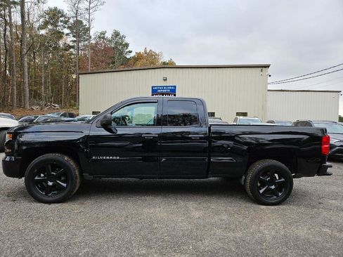 Used 2016 Chevrolet Silverado 1500 Custom w/ Custom Convenience Package image 2
