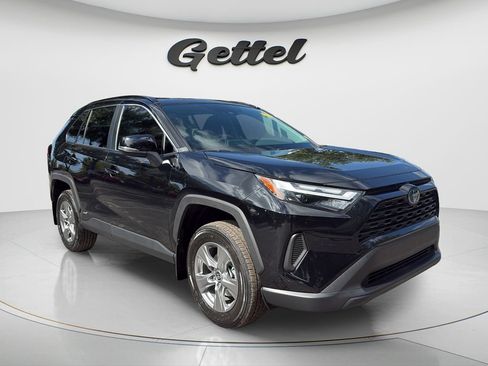 Used 2024 Toyota RAV4 XLE w/ Convenience Package AWD/4WD image 3
