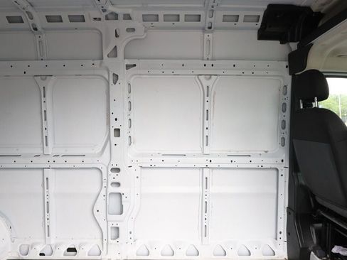 Used 2025 RAM ProMaster 2500 w/ Convenience Group FWD image 21