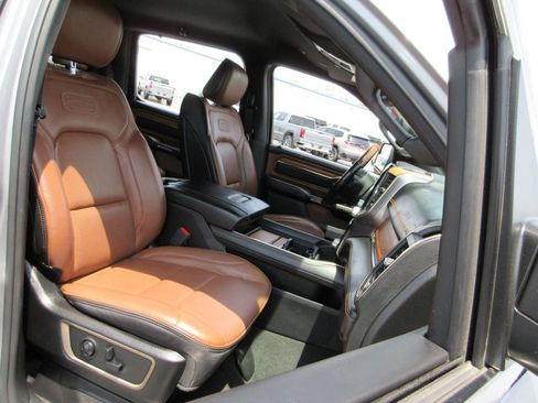 Used 2020 RAM 1500 Limited AWD/4WD image 22