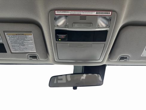 Used 2020 Toyota Tacoma SR image 19