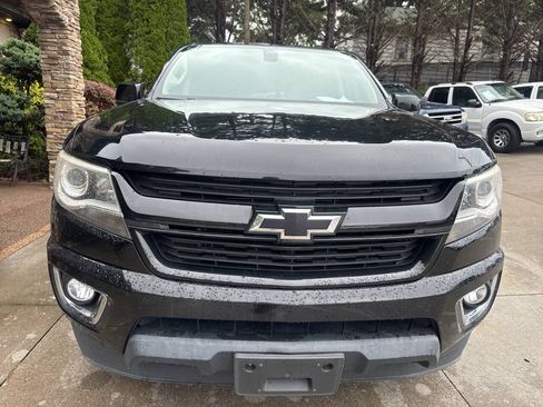 Used 2016 Chevrolet Colorado LT w/ Midnight Edition AWD/4WD image 9