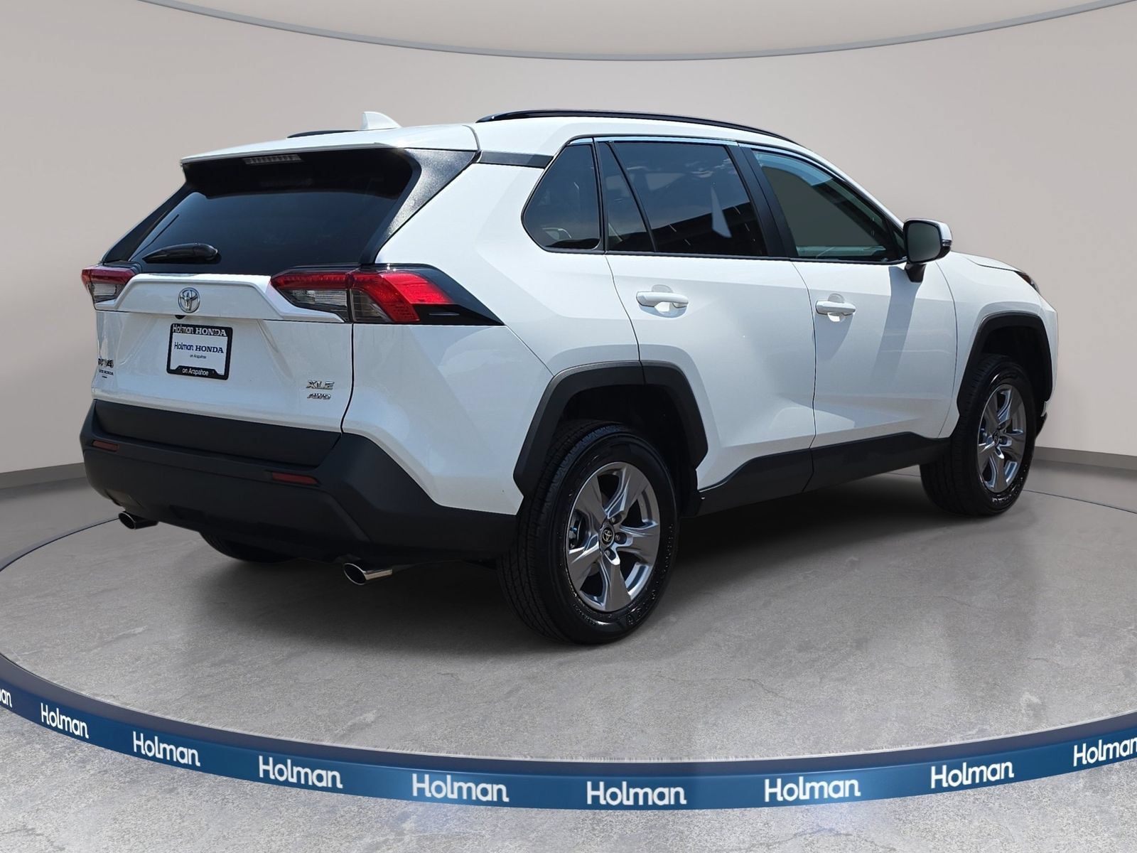 Used 2025 Toyota RAV4 XLE AWD/4WD image 6