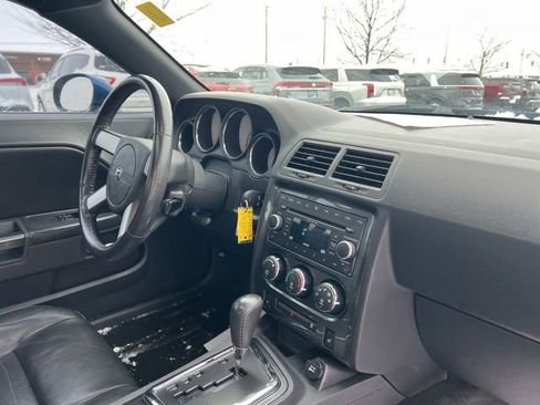 Used 2009 Dodge Challenger R/T image 28