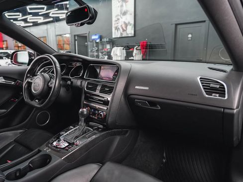 Used 2013 Audi RS 5 AWD/4WD image 39