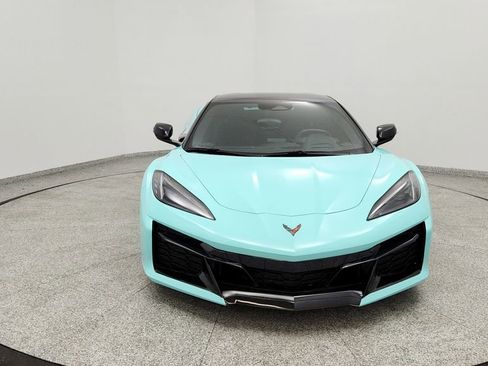 Used 2024 Chevrolet Corvette Z06 RWD image 8