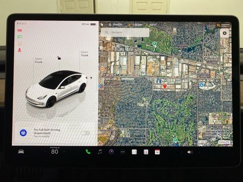 Used 2023 Tesla Model 3 Performance image 39