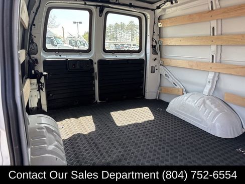 Used 2024 GMC Savana 2500 w/ Driver Convenience Package image 14