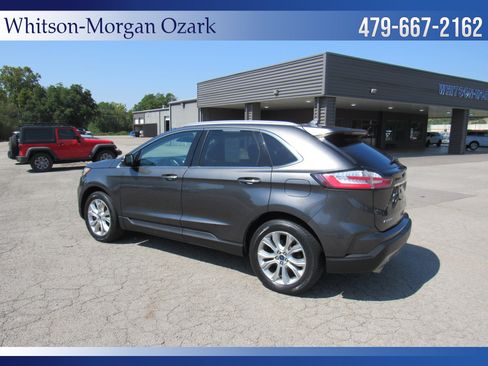 Used 2020 Ford Edge Titanium AWD/4WD image 10