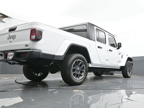 Used 2023 Jeep Gladiator Overland image 48