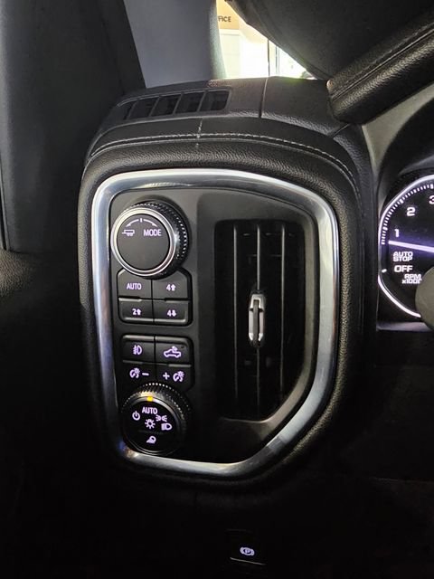 Used 2021 GMC Sierra 1500 SLT w/ X31 Off-Road Package AWD/4WD image 37