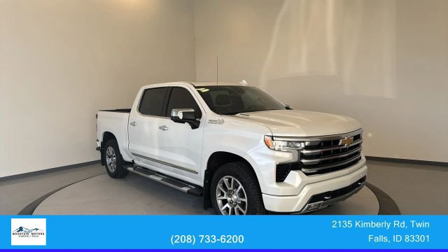 Used 2024 Chevrolet Silverado 1500 High Country w/ Technology Package AWD/4WD image 1