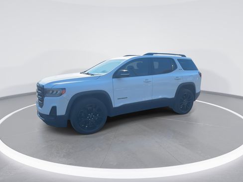 Certified 2023 GMC Acadia SLE w/ Driver Convenience Package image 5