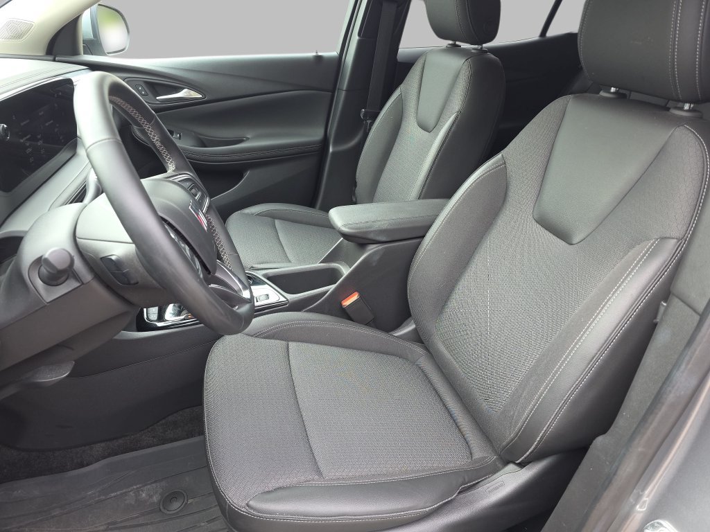 Certified 2024 Buick Encore GX Preferred w/ Comfort Package AWD/4WD image 17
