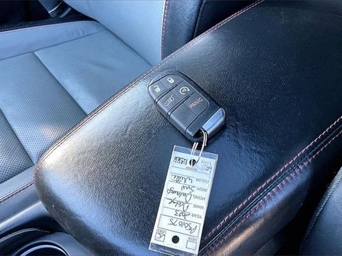 Used 2023 Dodge Durango GT image 36