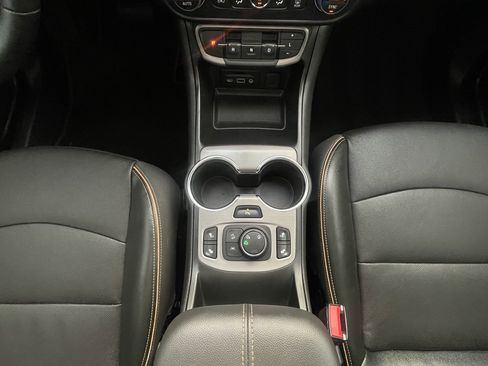 Certified 2024 GMC Terrain AT4 w/ Tech Package image 19