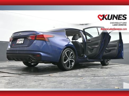 Used 2024 Nissan Altima 2.5 SR image 70