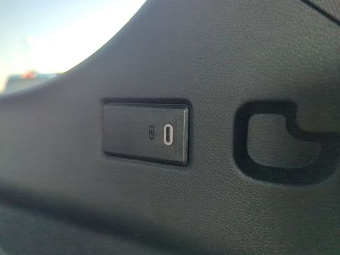 Used 2024 Chevrolet Tahoe High Country AWD/4WD image 48