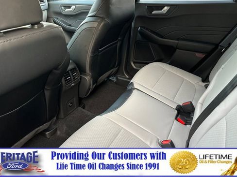 New 2025 Ford Escape SE w/ Class II Trailer Tow Package image 9