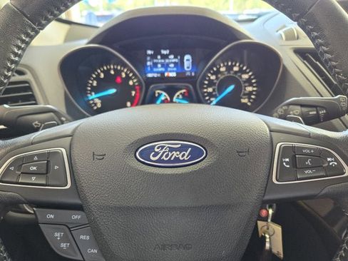 Used 2017 Ford Escape SE w/ SE Sport Appearance Package image 30