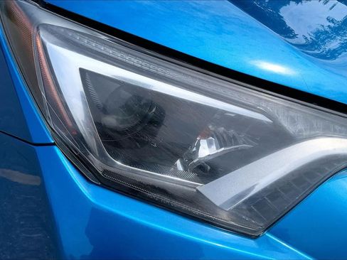 Used 2016 Toyota RAV4 XLE AWD/4WD image 27