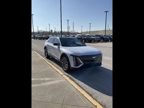 New 2026 Cadillac Lyriq Sport w/ LPO, Floor Liner Package AWD/4WD image 8