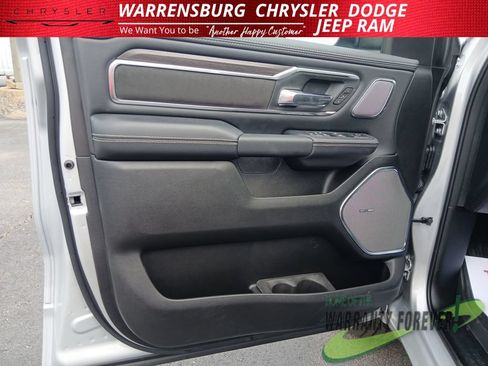 New 2026 RAM 1500 Laramie AWD/4WD image 12