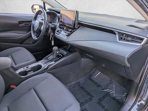 Used 2024 Toyota Corolla LE FWD image 27